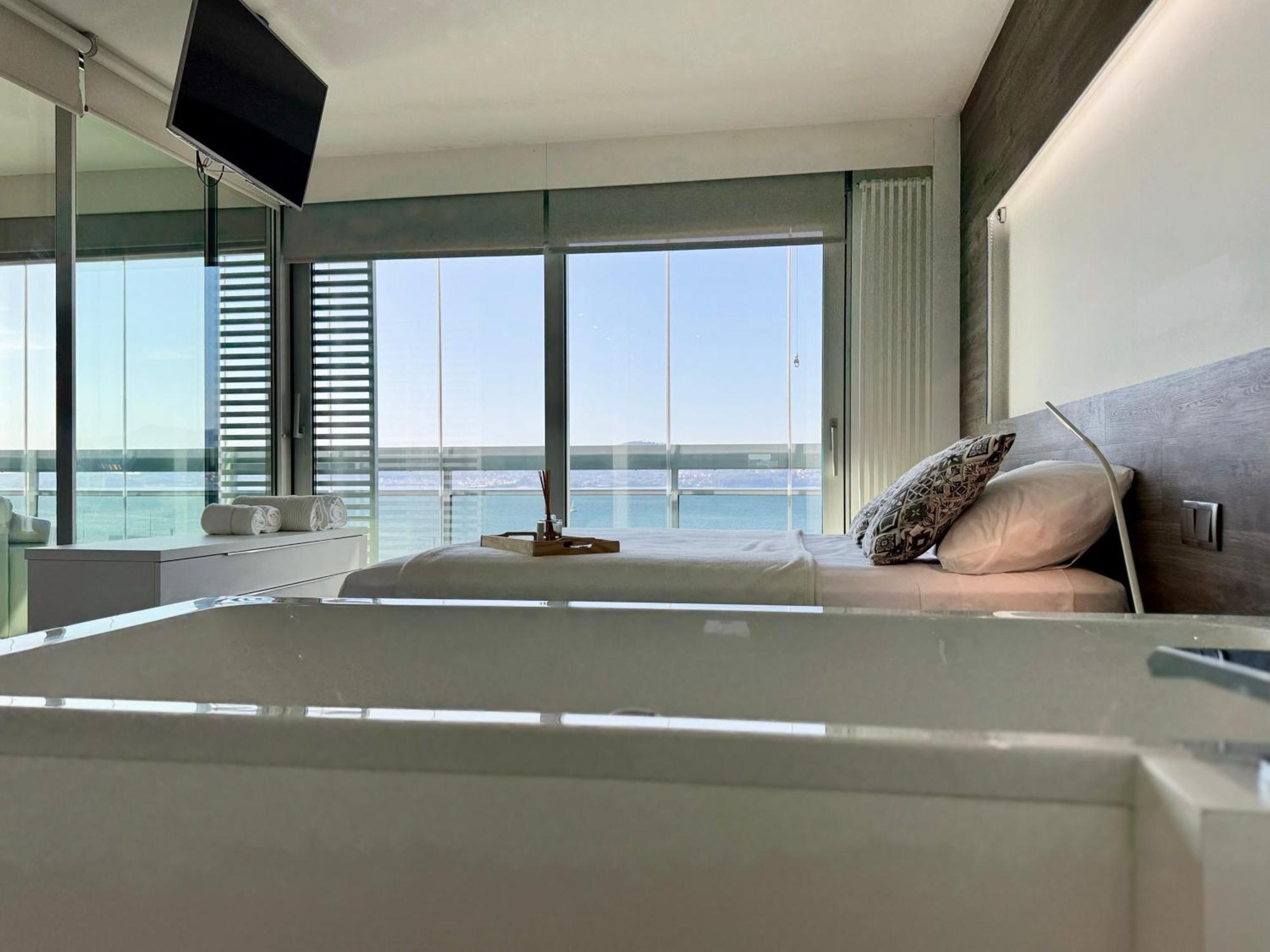 Apartamento Vista Ria Premium Piano Y Banera Relax Vigo